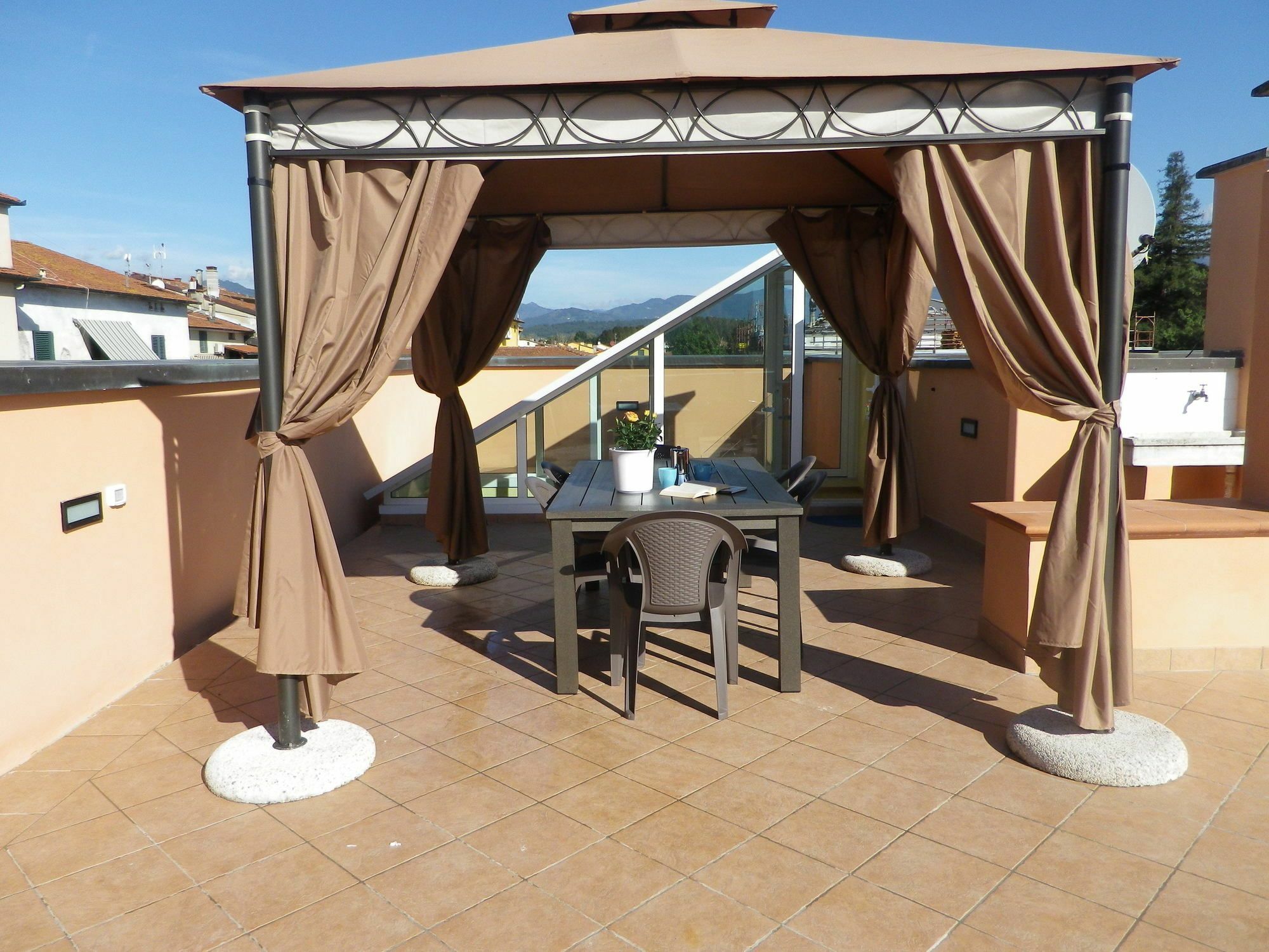 La Terrazza Appartement Lucca Buitenkant foto